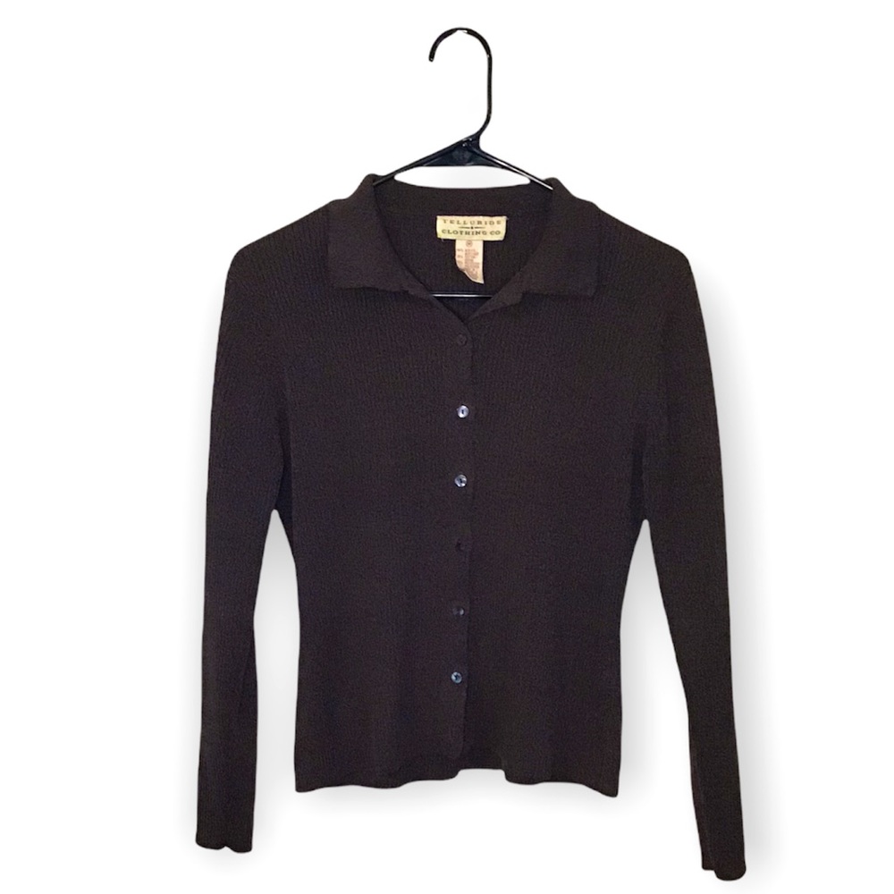 Telluride Clothing Co. Brown button up blouse